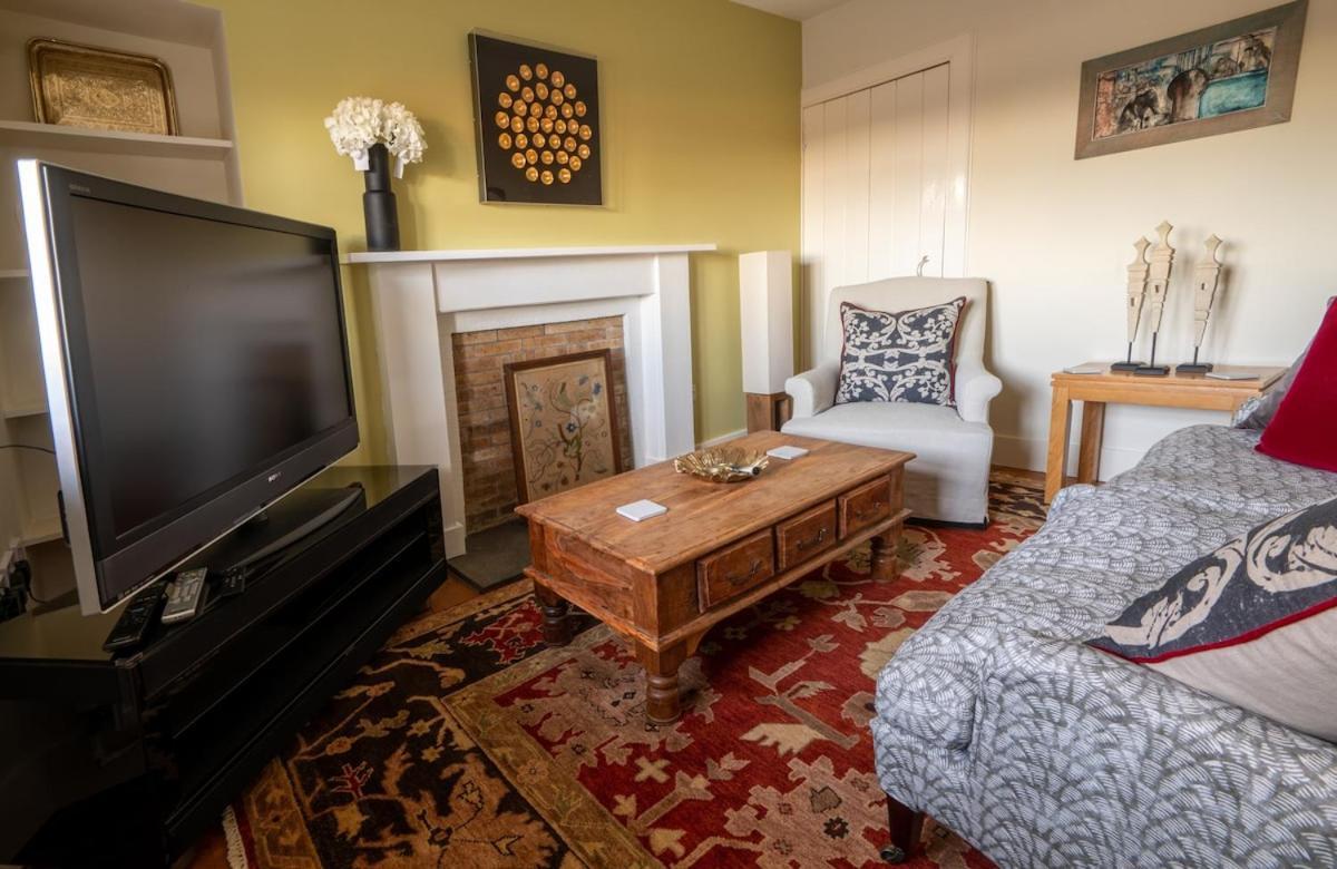 Foulis Castle Gate Lodge Evanton Экстерьер фото