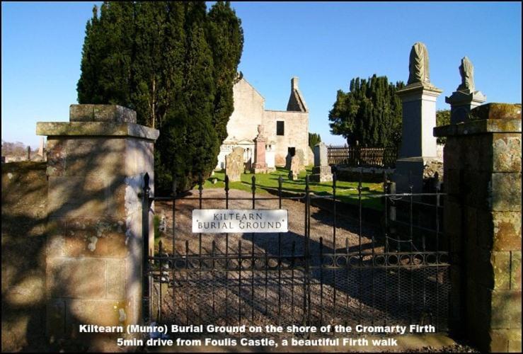 Foulis Castle Gate Lodge Evanton Экстерьер фото